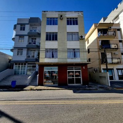 Apartamentos com 68m², 2 quartos, 1 garagem, no bairro Balneário em Florianópolis