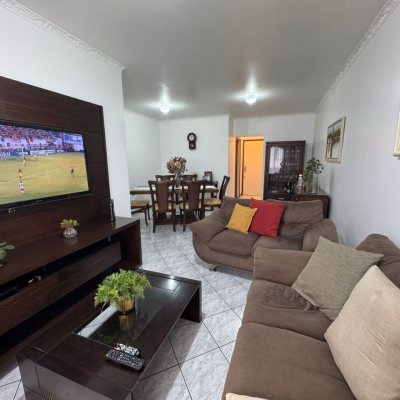 Apartamentos com 108m², 4 quartos, 1 suíte, 1 garagem, no bairro Bom Abrigo em Florianópolis