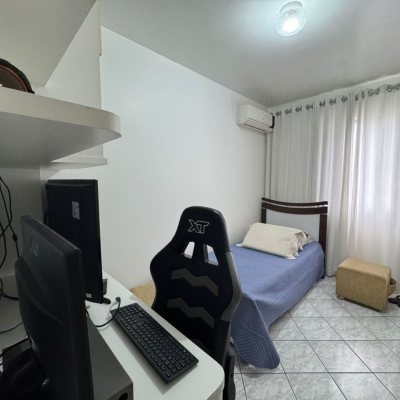 Apartamentos com 108m², 4 quartos, 1 suíte, 1 garagem, no bairro Bom Abrigo em Florianópolis