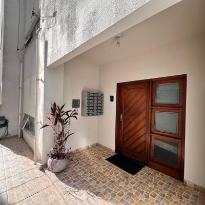 Apartamentos com 56m², 2 quartos, 1 garagem, no bairro Barreiros em São José