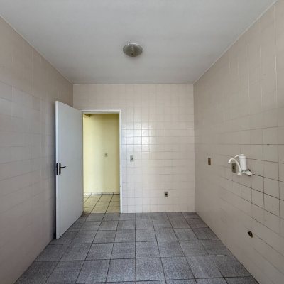 Apartamentos com 56m², 2 quartos, 1 garagem, no bairro Barreiros em São José