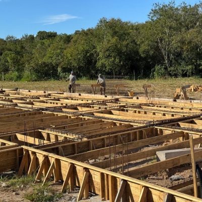 Casa Residencial com 151m², 3 quartos, 1 suíte, 1 garagem, no bairro Ingleses do Rio Vermelho em Florianópolis