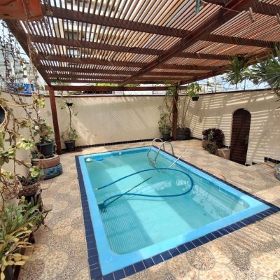 Casa Residencial/Comercial com 200m², 2 garagens, no bairro Itaguaçu em Florianópolis