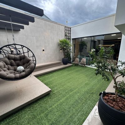 Casa Residencial com 231m², 4 quartos, 2 suítes, 1 garagem, no bairro Ponte do Imaruim em Palhoça