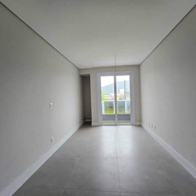 Apartamentos com 79m², 2 quartos, 1 suíte, 1 garagem, no bairro Campeche em Florianópolis