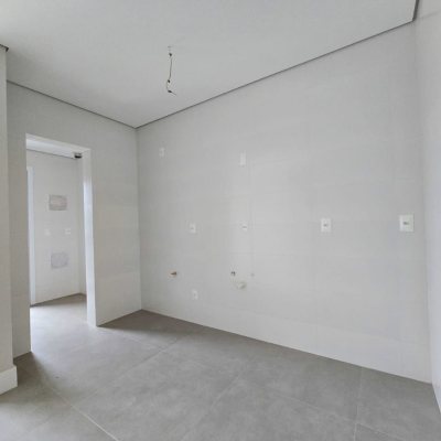 Apartamentos com 79m², 2 quartos, 1 suíte, 1 garagem, no bairro Campeche em Florianópolis