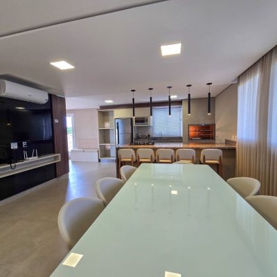 Apartamentos com 79m², 2 quartos, 1 suíte, 1 garagem, no bairro Campeche em Florianópolis