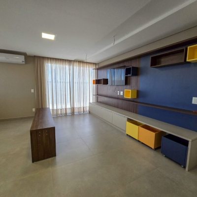 Apartamentos com 79m², 2 quartos, 1 suíte, 1 garagem, no bairro Campeche em Florianópolis