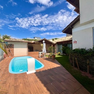 Casa Residencial com 222m², 5 quartos, 2 suítes, 4 garagens, no bairro Campeche em Florianópolis