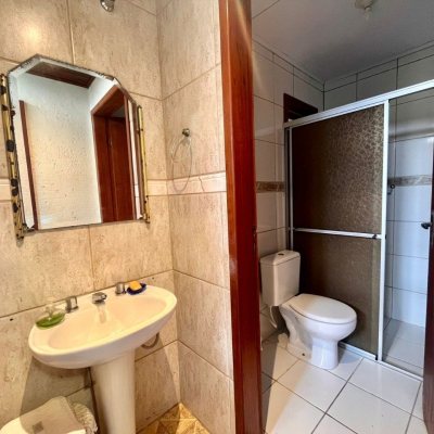 Casa Residencial com 222m², 5 quartos, 2 suítes, 4 garagens, no bairro Campeche em Florianópolis