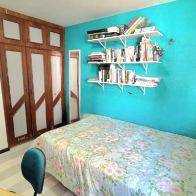 Casa Residencial com 250m², 5 quartos (sendo 1 suíte), 4 garagens, no bairro Carvoeira em Florianópolis