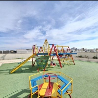 Apartamentos com 94m², 3 quartos, 1 suíte, 2 garagens, no bairro Capoeiras em Florianópolis