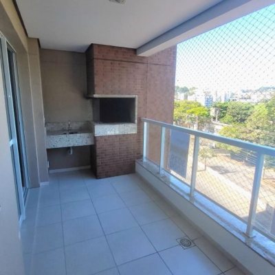 Apartamentos com 94m², 3 quartos, 1 suíte, 2 garagens, no bairro Capoeiras em Florianópolis