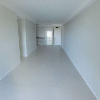 Apartamentos com 94m², 3 quartos, 1 suíte, 2 garagens, no bairro Capoeiras em Florianópolis