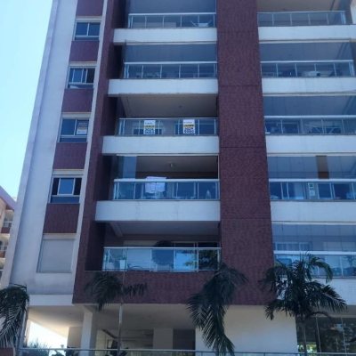 Apartamentos com 94m², 3 quartos, 1 suíte, 2 garagens, no bairro Capoeiras em Florianópolis