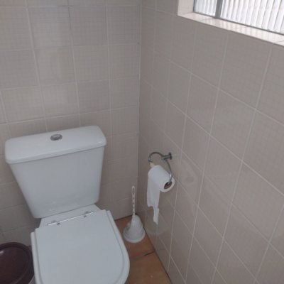 Casa Residencial com 140m², 3 quartos, 1 suíte, 3 garagens, no bairro Trindade em Florianópolis