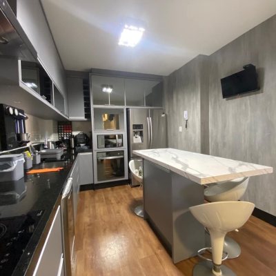 Apartamentos com 103m², 3 quartos, 1 suíte, 1 garagem, no bairro Campinas em São José