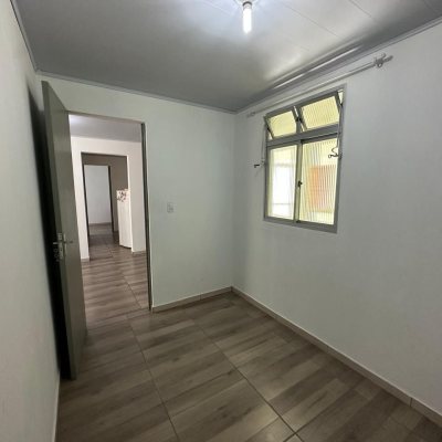 Apartamentos com 40m², 2 quartos, 1 garagem, no bairro Praia Comprida em São José