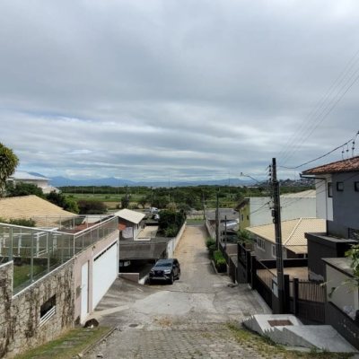 Casa Residencial com 110m², 3 quartos, 2 garagens, no bairro Saco Dos Limões em Florianópolis