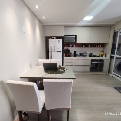 Apartamentos com 108m², 2 quartos, 1 suíte, 1 garagem, no bairro Saco Grande em Florianópolis