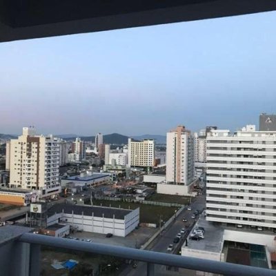 Apartamentos com 67m², 2 quartos, 1 suíte, 1 garagem, no bairro Pagani em Palhoça