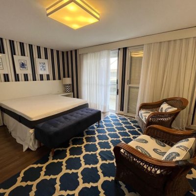 Cobertura com 209m², 4 quartos, 4 suítes, 3 garagens, no bairro Canasvieiras em Florianópolis