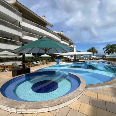 Cobertura com 209m², 4 quartos, 4 suítes, 3 garagens, no bairro Canasvieiras em Florianópolis