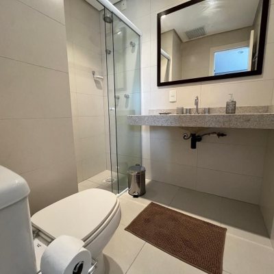 Cobertura com 209m², 4 quartos, 4 suítes, 3 garagens, no bairro Canasvieiras em Florianópolis