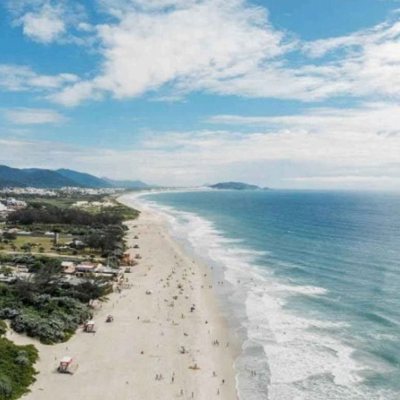 Casa Residencial com 176m², 3 quartos, 1 suíte, 1 garagem, no bairro campeche em Florianópolis