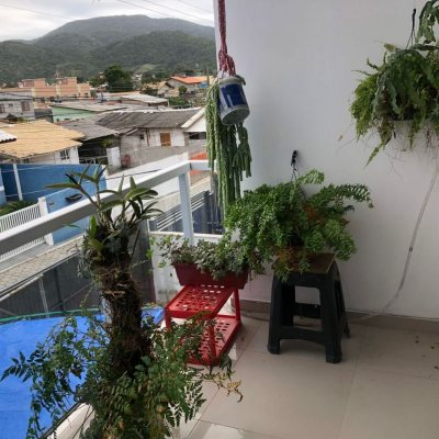 Casa Residencial com 99m², 2 quartos, 1 suíte, no bairro São João Do Rio Vermelho em Florianópolis