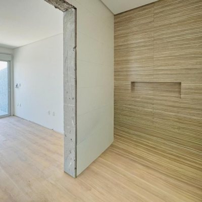 Casa Residencial com 132m², 3 quartos, 3 suítes, 2 garagens, no bairro Campeche em Florianópolis