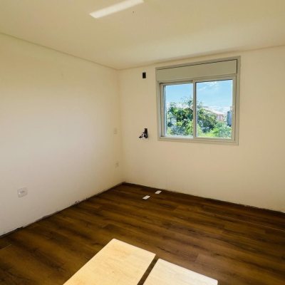 Casa Residencial com 170m², 3 quartos, 1 suíte, 2 garagens, no bairro Campeche em Florianópolis
