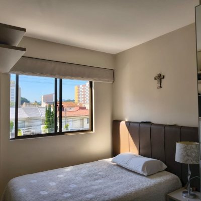 Apartamentos com 110m², 3 quartos, 1 suíte, 1 garagem, no bairro Capoeiras em Florianópolis