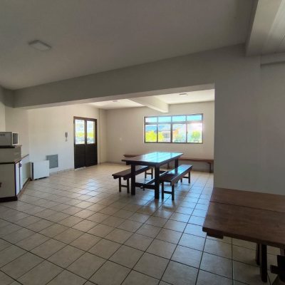 Apartamentos com 110m², 3 quartos, 1 suíte, 1 garagem, no bairro Capoeiras em Florianópolis