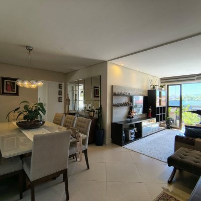 Apartamentos com 110m², 3 quartos, 1 suíte, 1 garagem, no bairro Capoeiras em Florianópolis