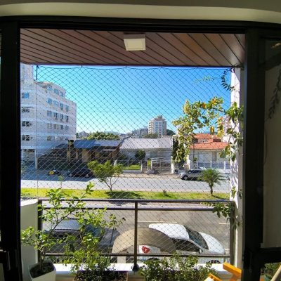 Apartamentos com 110m², 3 quartos, 1 suíte, 1 garagem, no bairro Capoeiras em Florianópolis