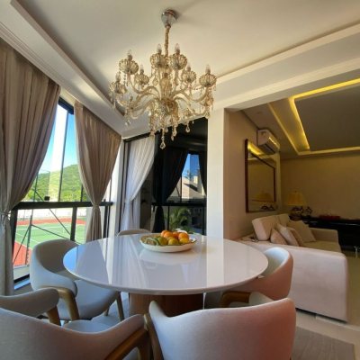 Apartamentos com 128m², 3 quartos, 3 suítes, 2 garagens, no bairro Jurerê Internacional em Florianópolis