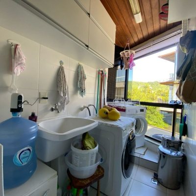 Apartamentos com 128m², 3 quartos, 3 suítes, 2 garagens, no bairro Jurerê Internacional em Florianópolis