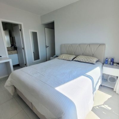 Apartamentos com 85m², 3 quartos, 1 suíte, 1 garagem, no bairro Pedra Branca em Palhoça