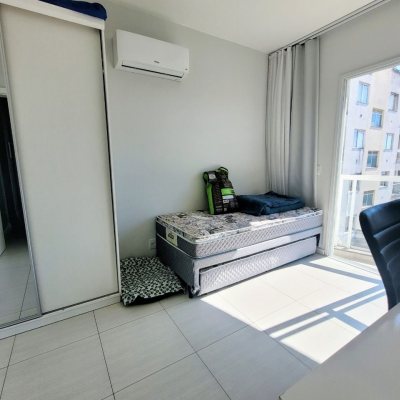 Apartamentos com 85m², 3 quartos, 1 suíte, 1 garagem, no bairro Pedra Branca em Palhoça