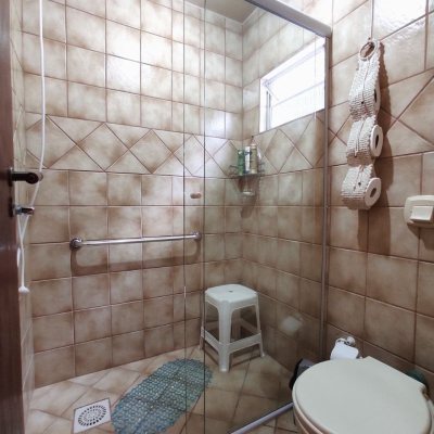 Casa Residencial com 250m², 3 quartos, 1 suíte, 4 garagens, no bairro Centro em São José