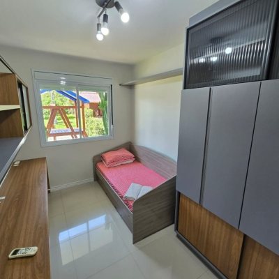 Casa em Condomínio com 224m², 4 quartos, 3 suítes, 2 garagens, no bairro Ponta Das Canas em Florianópolis