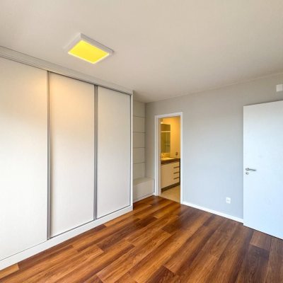 Casa Residencial com 157m², 3 quartos, 1 suíte, 2 garagens, no bairro Rio Tavares em Florianópolis