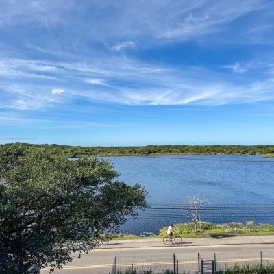 Casa Residencial com 157m², 3 quartos, 1 suíte, 2 garagens, no bairro Rio Tavares em Florianópolis