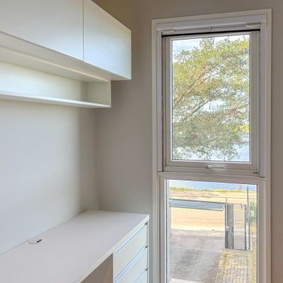 Casa Residencial com 157m², 3 quartos, 1 suíte, 2 garagens, no bairro Rio Tavares em Florianópolis