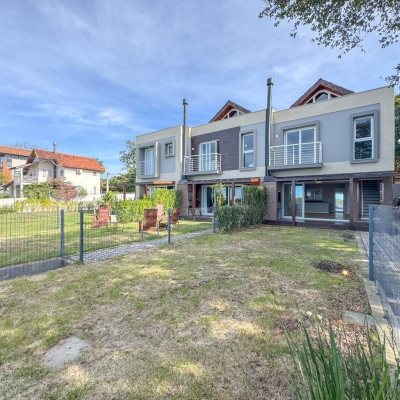 Casa Residencial com 157m², 3 quartos, 1 suíte, 2 garagens, no bairro Rio Tavares em Florianópolis