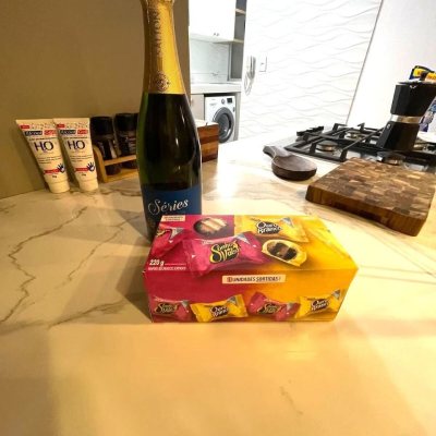 Apartamentos com 77m², 2 quartos, 1 suíte, 1 garagem, no bairro Agronômica em Florianópolis