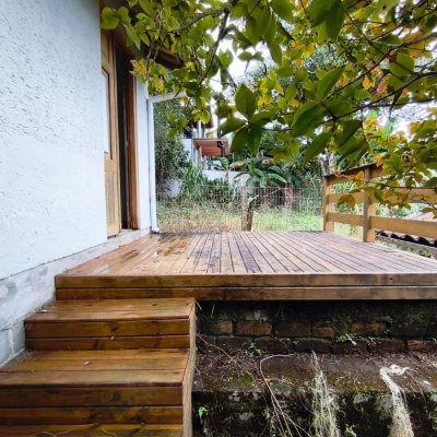 Casa Residencial com 270m², 2 quartos, 1 suíte, 2 garagens, no bairro Lagoa Da Conceição em Florianópolis