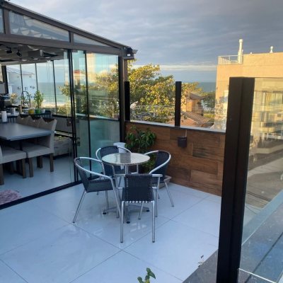 Cobertura com 102m², 2 quartos, 1 suíte, no bairro Ingleses do Rio Vermelho em Florianópolis