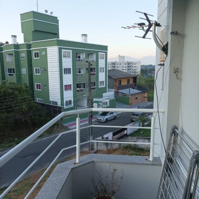 Apartamentos com 56m², 2 quartos, 1 garagem, no bairro Forquilhas em São José